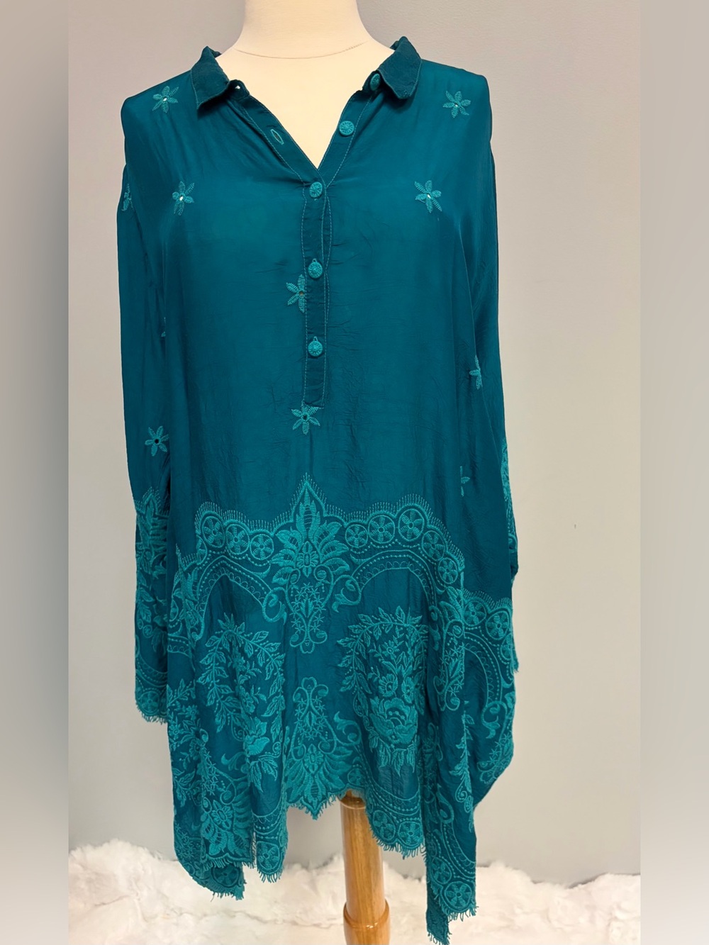 Johnny Was Teal Embroidered Tunic